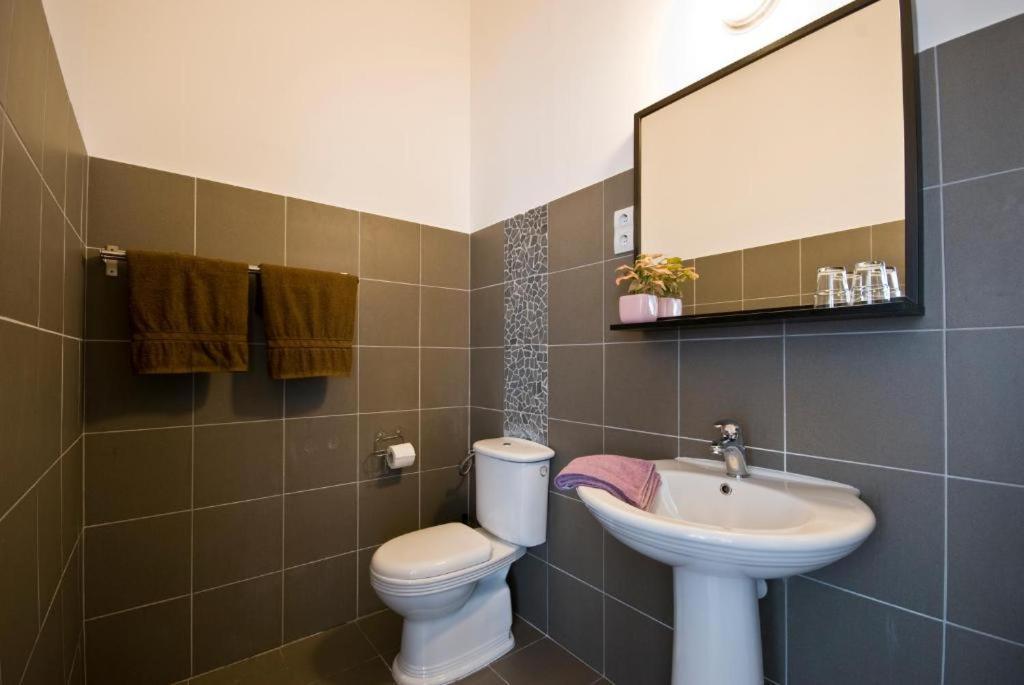 Balcony Apartment Budapest Luaran gambar
